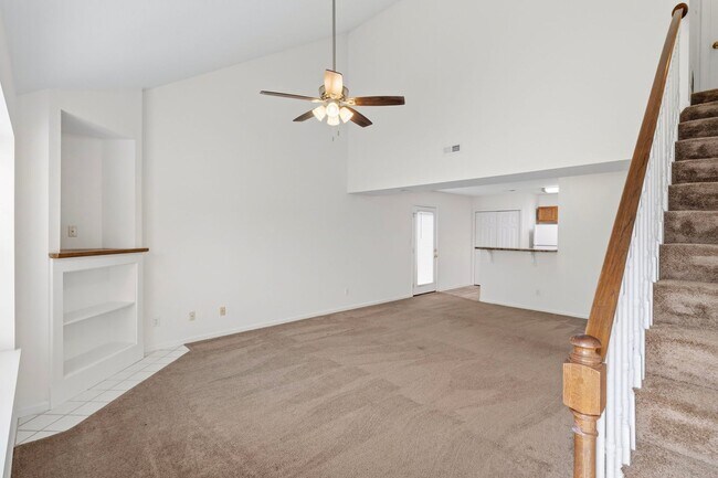 Building Photo - 5004-5006 Betty Jean Way
