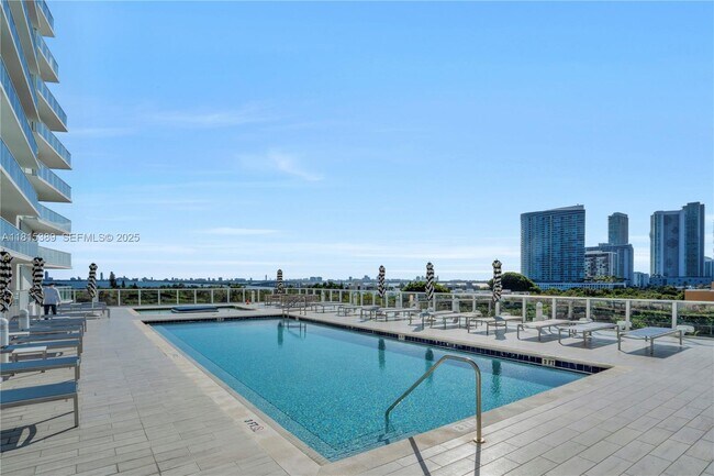 Building Photo - 4250 Biscayne Blvd