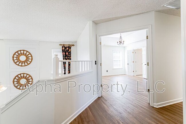 Building Photo - 317 Edenberry Way