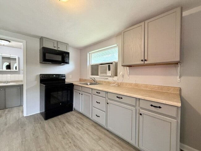 Building Photo - 8240 Krag Dr