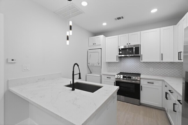 Building Photo - 28 Parsons Valley Dr