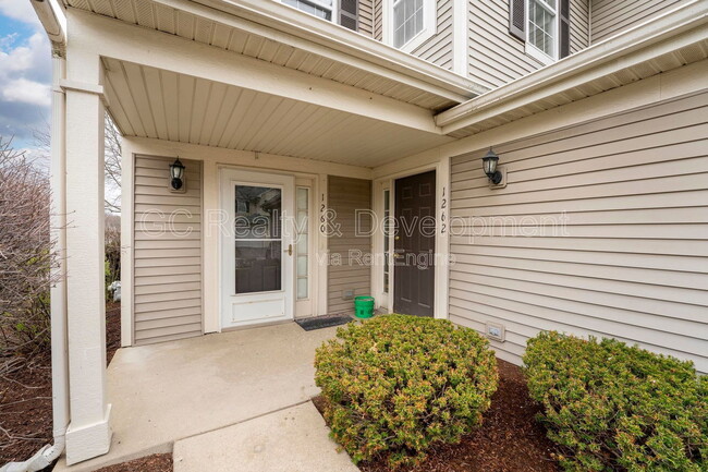 Building Photo - 1262 Brookdale Dr