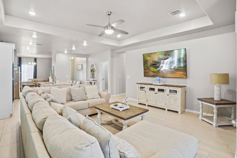 Building Photo - 12612 Dorchester Ave