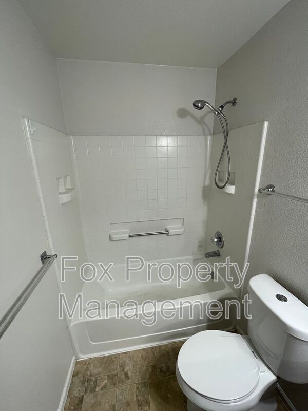 Building Photo - 187 McAfee Cir