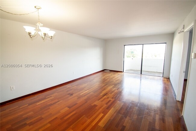 Building Photo - 110 S Shore Dr