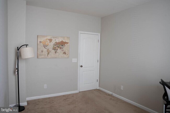 Building Photo - 42294 San Juan Terrace