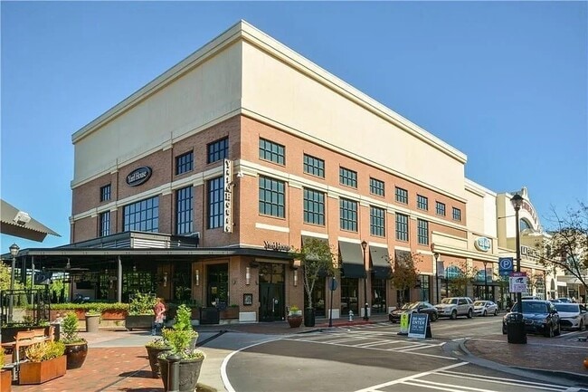 Building Photo - 545 Whitlox Rd NW