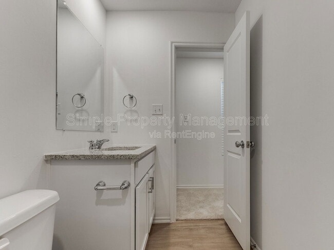 Building Photo - 1824 Wolford Wy