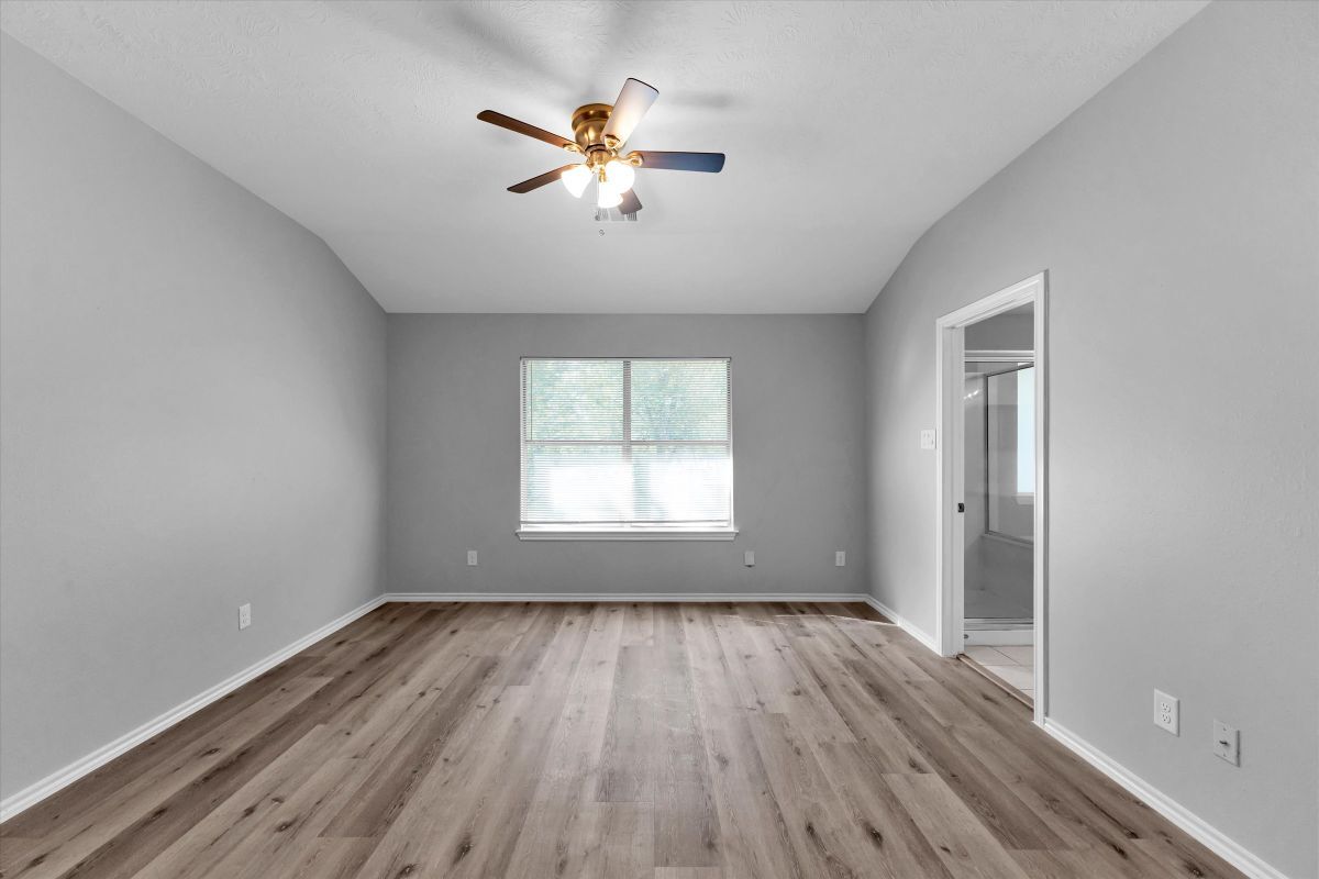 Building Photo - 16007 Sandy Path Ln