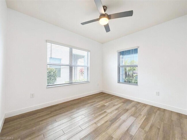 Building Photo - 2295 Marquesa Cir