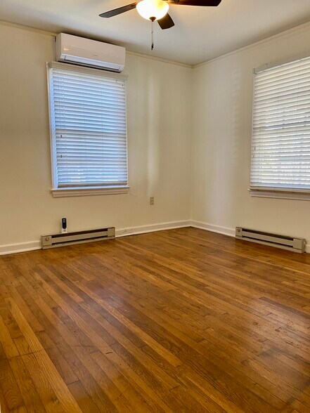 Building Photo - 2627 Rittiner Dr