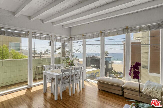 Building Photo - 4400 Ocean Dr