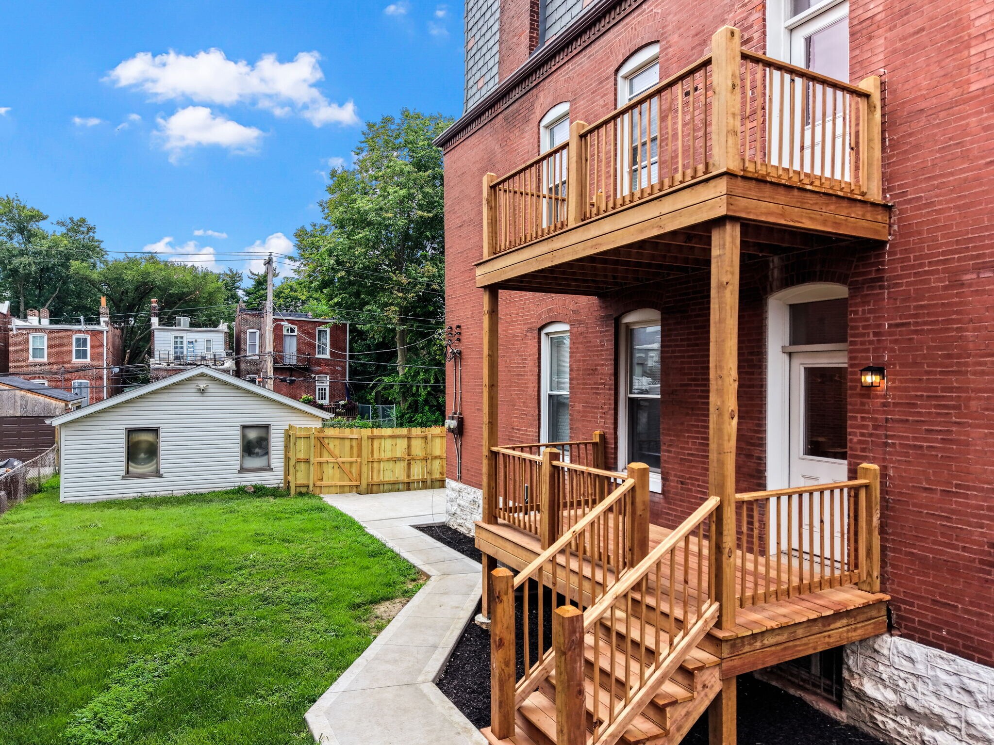 Building Photo - 2722 Armand Pl