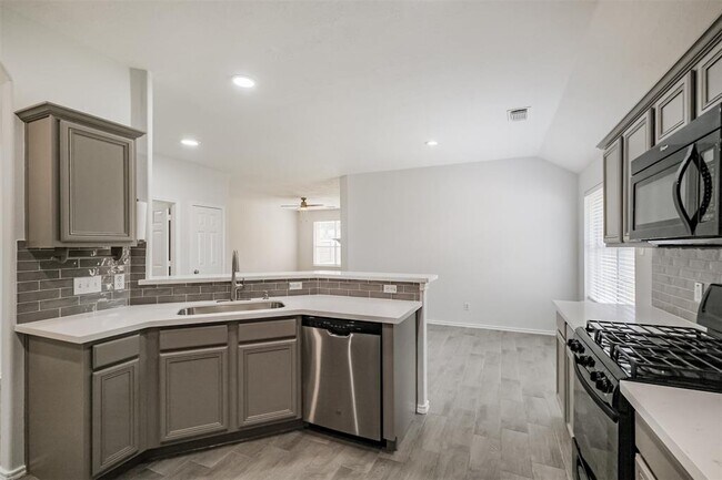 Building Photo - 5702 Carrollton Creek Ct