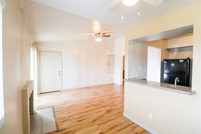 Building Photo - 12635 Ashford Meadow Dr