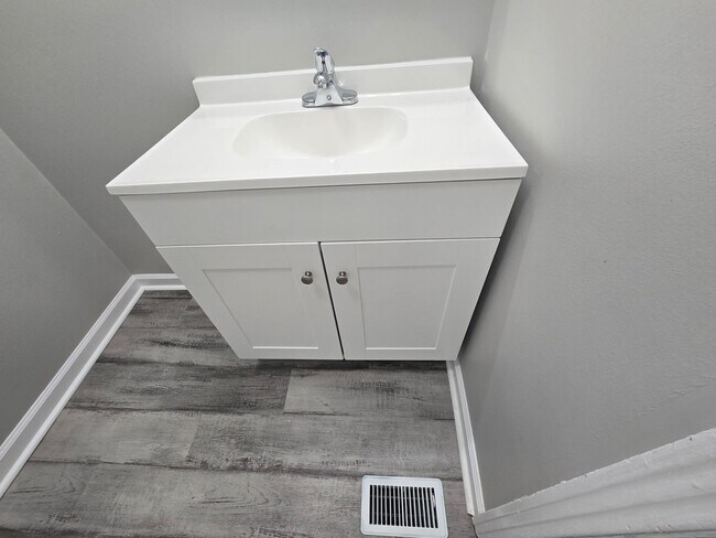 Building Photo - Beautiful Downtown Enterprise