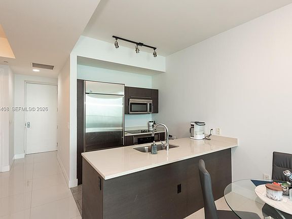 Building Photo - 55 SE 6th St