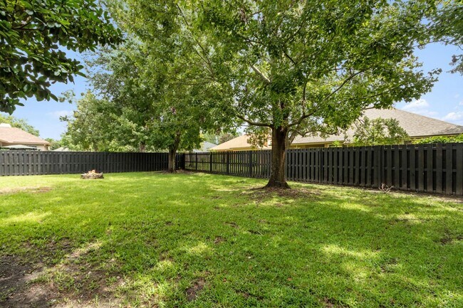 Building Photo - 14617 E Zachary Dr