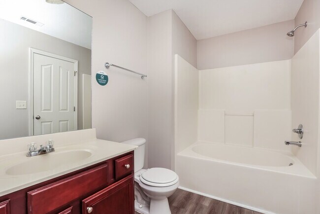 Building Photo - 329 Sarna Dr