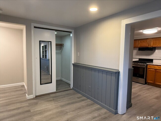 Building Photo - 51 N Orchard St