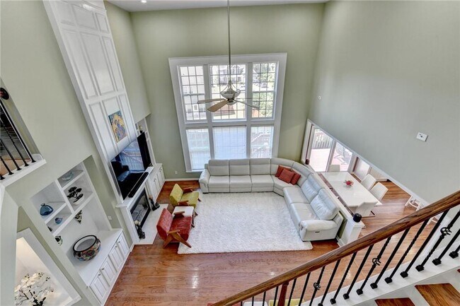 Building Photo - 770 Pimlicon Pl