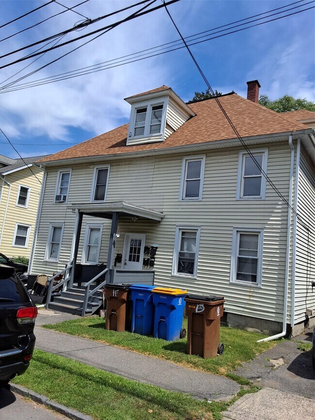 Primary Photo - 76 Hoffman St