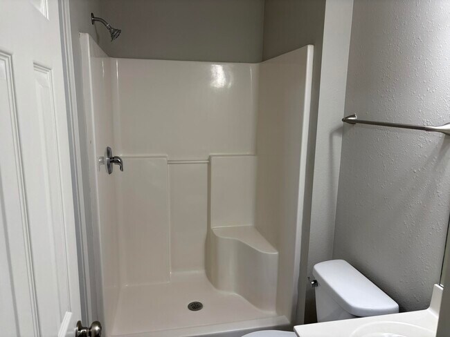 Building Photo - 4012 Snowy Owl Dr