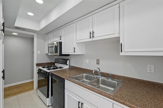 Building Photo - 5811 Copperwood Ln