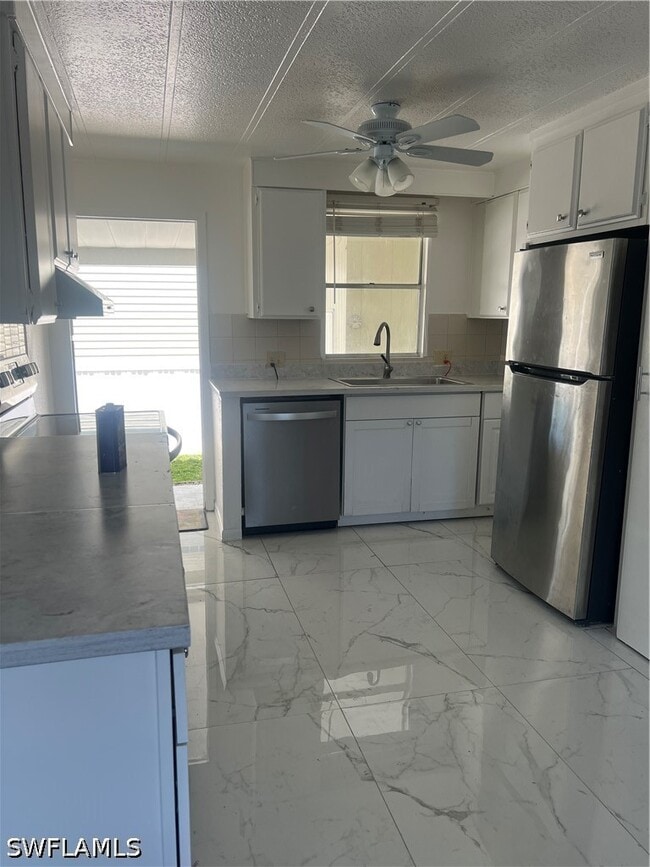 Building Photo - 777 Walkerbilt Rd