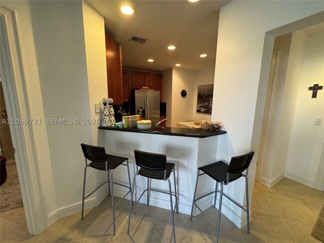 Building Photo - 16100 Emerald Estates Dr