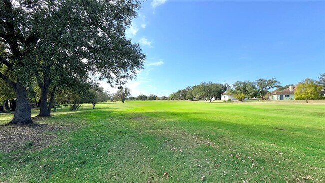 Building Photo - 843 Sunfish St