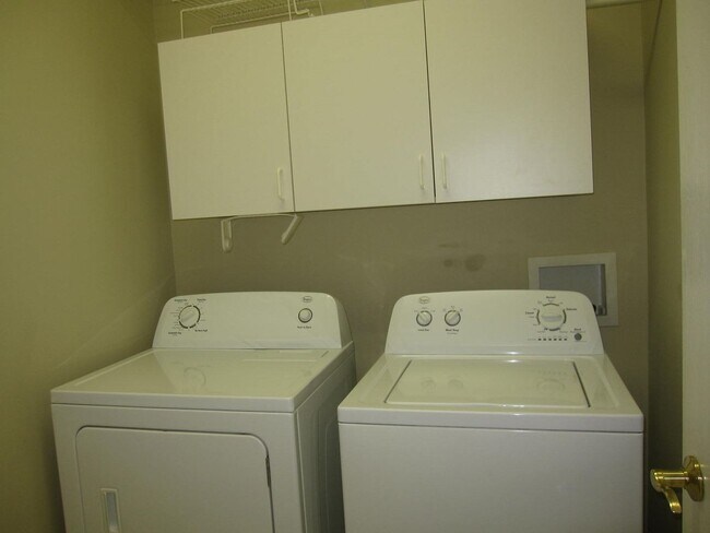 Building Photo - Sun City 55 + Community