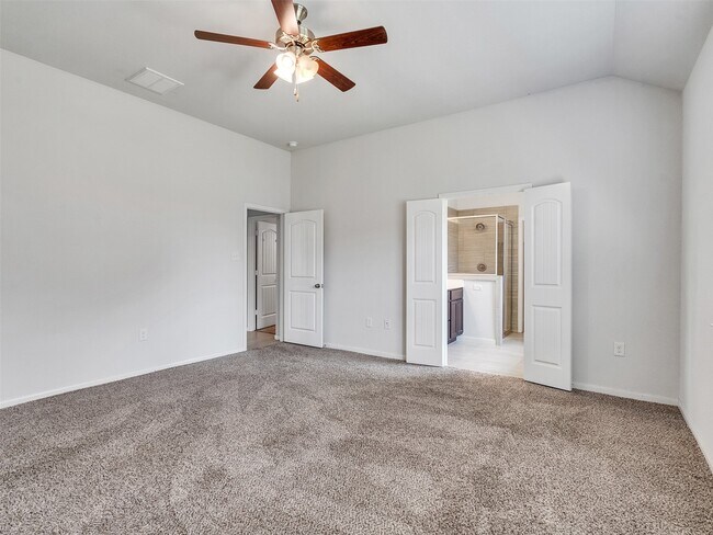 Building Photo - 10026 Thicket Park Ln