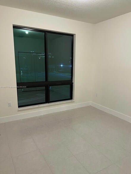 Building Photo - 8001 NW 41st St