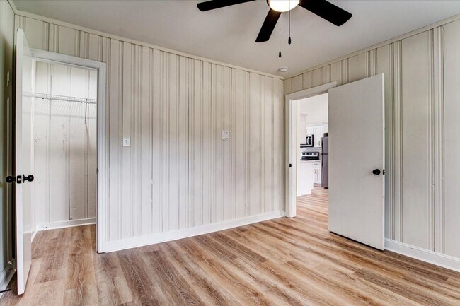Building Photo - Welcome to this beautifully renovated cond...