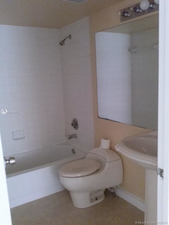 Building Photo - 15780 SW 106th Terrace