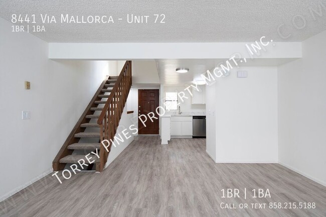 Primary Photo - 8441 Via Mallorca Via