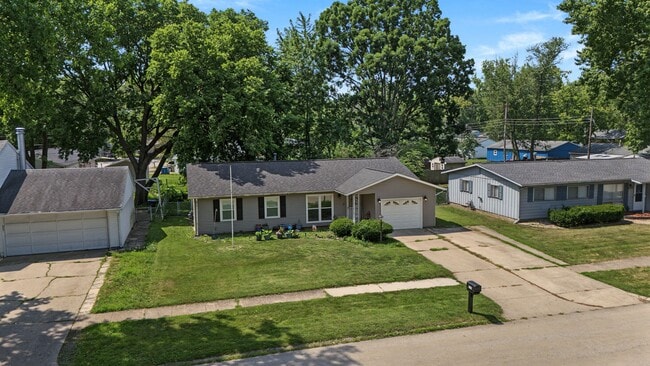 Building Photo - 2509 Sheridan Dr