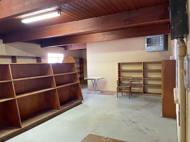 Building Photo - Business Space or Private Residence or Both! Or More?