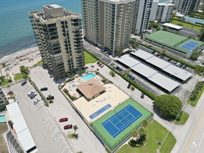 Building Photo - 5460 N Ocean Dr