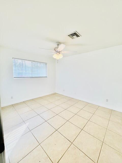 Building Photo - 73410 Royal Palm Dr