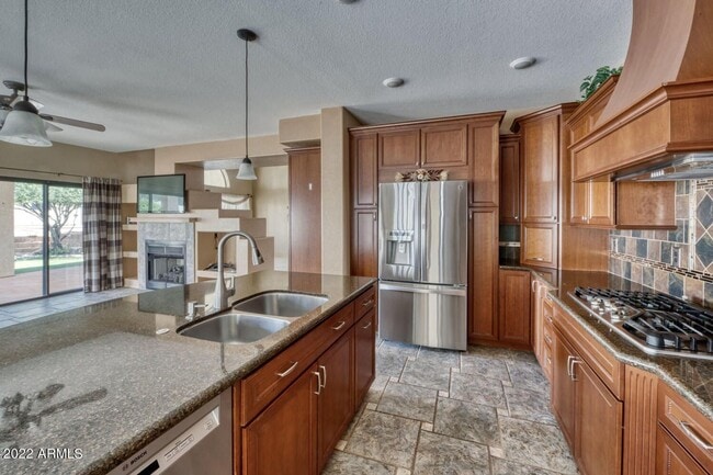 Building Photo - Pueblo del Sol Country Club