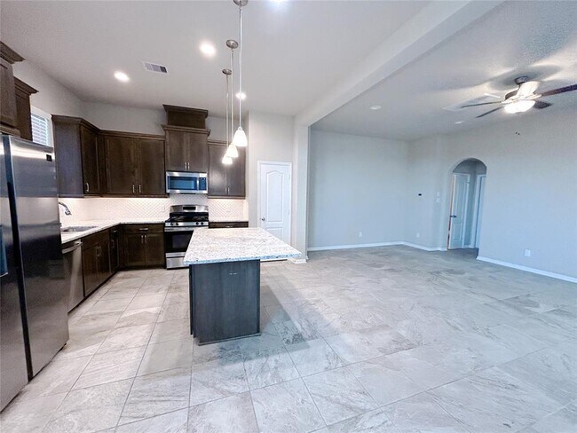 Building Photo - 5019 Pr Ter Ln