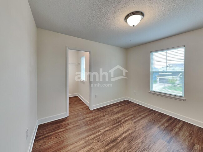 Building Photo - 4647 Reisswood Loop