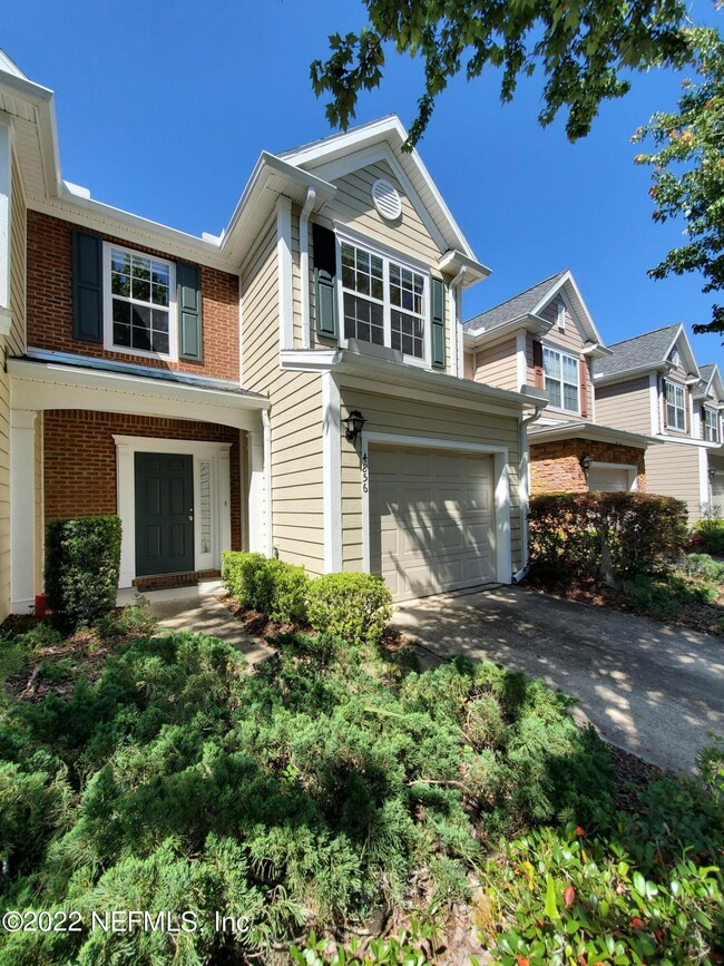 Building Photo - 4856 Parkhurst Pl