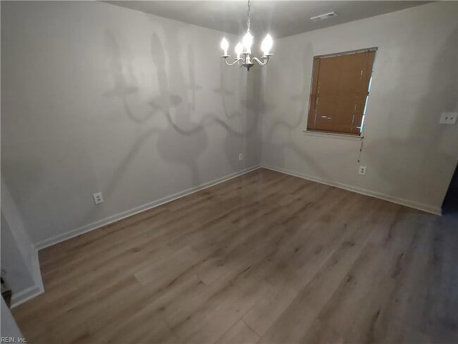 Building Photo - 6080 Camellia Dr