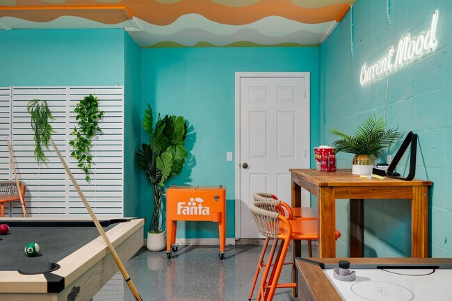 Building Photo - 1136 9th Square