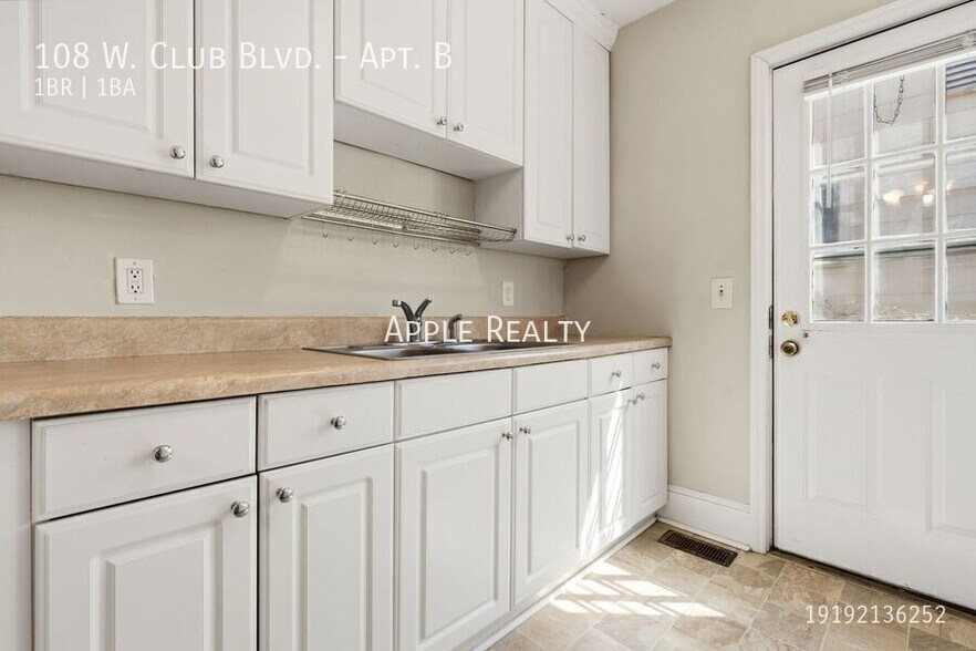 Building Photo - 108 W Club Blvd