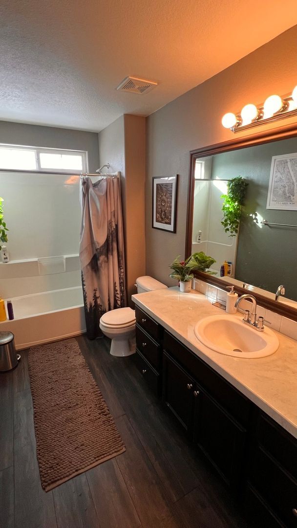 Building Photo - Spacious 4BR House in Fort Collins