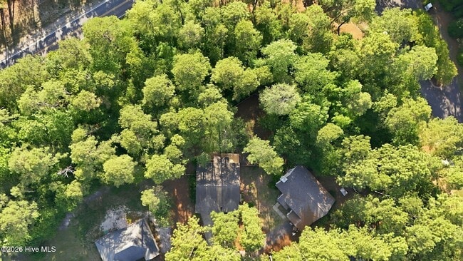 Building Photo - 14 Juniper Ln